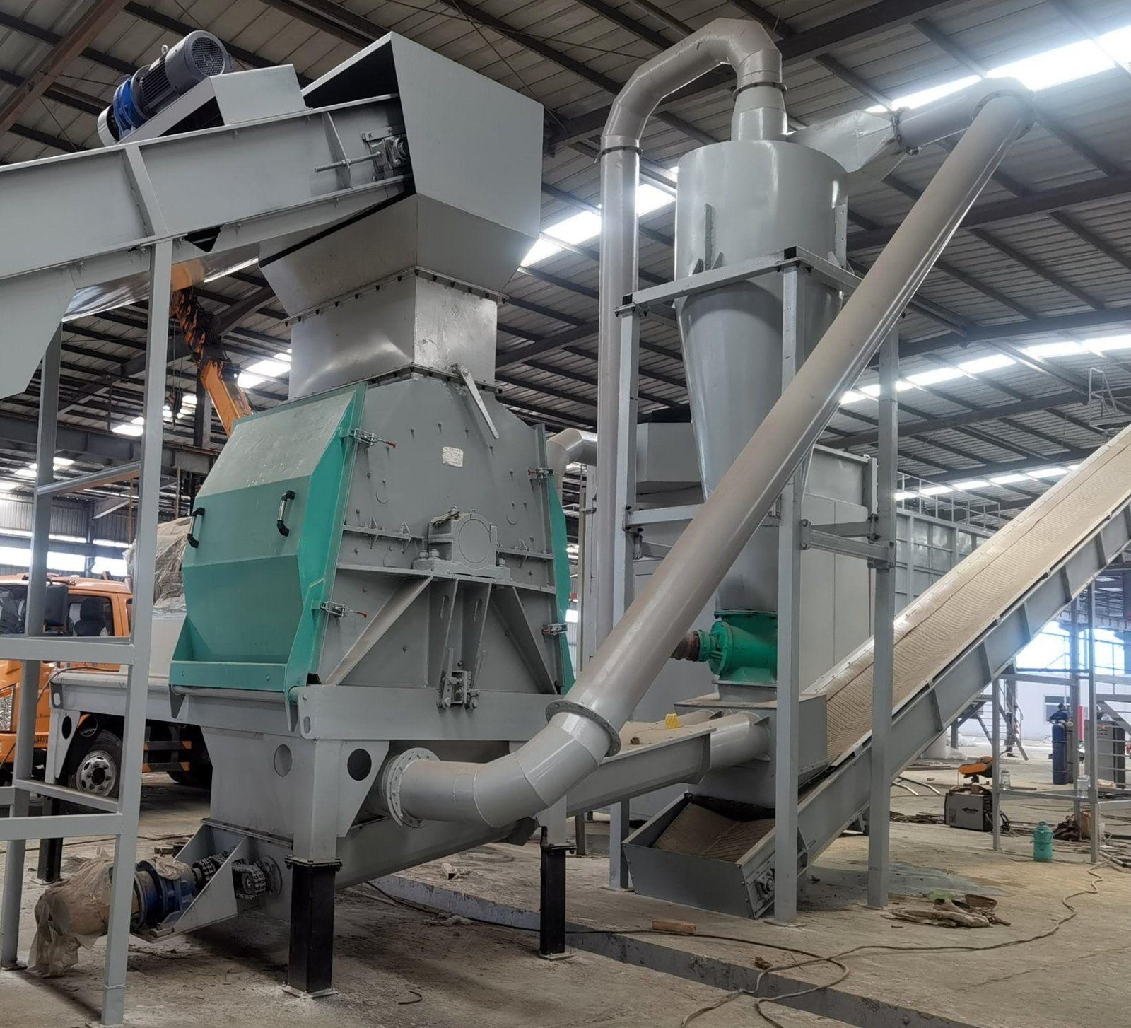Wood Crusher Machine